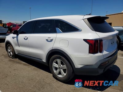 Drugie zdjęcie samochodu z przodu: 2021 KIA SORENTO LX VIN:5XYRG4LC8MG016009 - miniatura