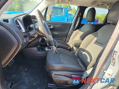 Zdjęcie 7 z 14 samochodu: 2017 JEEP RENEGADE SPORT VIN:ZACCJAAB8HPF06956 - miniatura