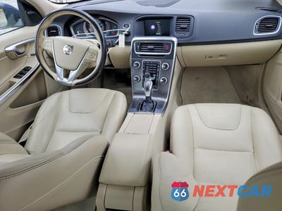 Zdjęcie 8 z 12 samochodu: 2015 VOLVO S60 PLATINUM VIN:YV1612TM9F1358650 - miniatura