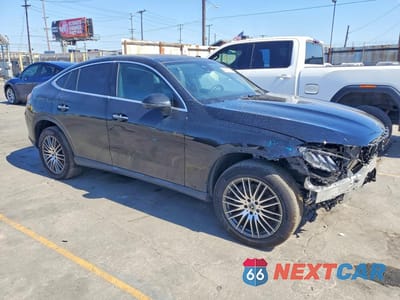 Czwarte zdjęcie samochodu z boku: 2025 MERCEDES-BENZ GLC COUPE 300 4MATIC VIN:W1NKJ4HB8SF389370 - miniatura