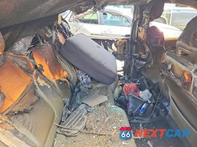 Zdjęcie 11 z 13 samochodu: 2022 TOYOTA SIENNA XLE VIN:5TDJRKEC7NS116633 - miniatura