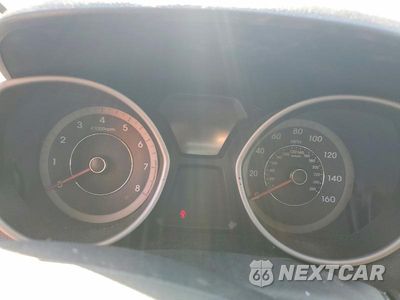 Zdjęcie 9 z 12 samochodu: 2014 HYUNDAI ELANTRA VIN:KMHDH6AH6EU027653 - miniatura