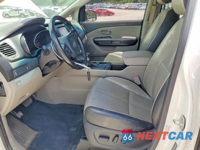 Zdjęcie 7 z 13 samochodu: 2017 KIA SEDONA LX VIN:KNDMB5C14H6313445 - miniatura
