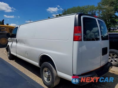 Drugie zdjęcie samochodu z przodu: 2024 CHEVROLET EXPRESS 2500 CARGO DELIVERY VAN VIN:1GCWGBF71R1282078 - miniatura