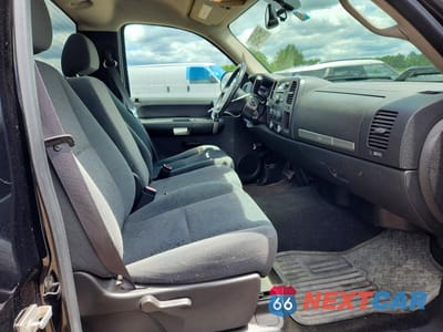 Zdjęcie 10 z 12 samochodu: 2008 GMC SIERRA C1500 VIN:1GTEC14C28Z193816 - miniatura