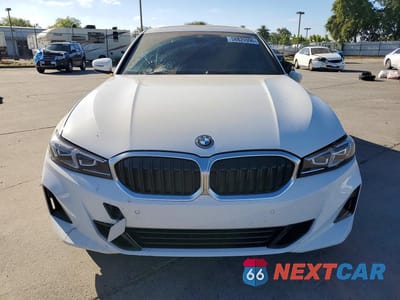 Piąte zdjęcie samochodu w środku: 2023 BMW 330XE VIN:3MW39FS00P8C96654 - miniatura