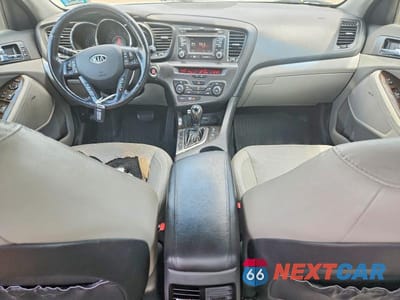 Zdjęcie 8 z 12 samochodu: 2012 KIA OPTIMA EX VIN:5XXGN4A71CG043185 - miniatura