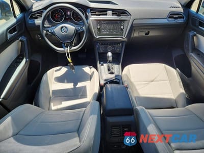 Zdjęcie 8 z 12 samochodu: 2020 VOLKSWAGEN TIGUAN SE VIN:3VV3B7AX8LM061806 - miniatura
