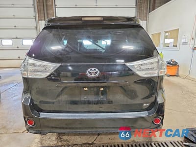 Zdjęcie 6 z 14 samochodu: 2025 TOYOTA SIENNA VIN:5TDXK3DC0BS064151 - miniatura