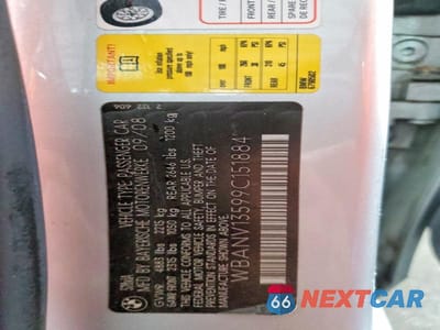 Zdjęcie 12 z 12 samochodu: 2009 BMW 528 XI VIN:WBANV13599C151884 - miniatura