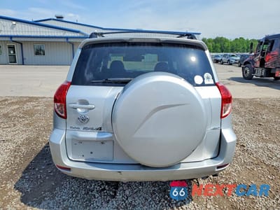 Zdjęcie 6 z 14 samochodu: 2008 TOYOTA RAV4 LIMITED VIN:JTMBD31V086077372 - miniatura