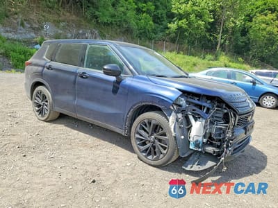 Czwarte zdjęcie samochodu z boku: 2023 MITSUBISHI OUTLANDER SE VIN:JA4J4UA88PZ025734 - miniatura