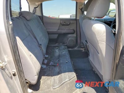 Zdjęcie 10 z 12 samochodu: 2019 TOYOTA TACOMA SR VIN:5TFAX5GN5KX137864 - miniatura