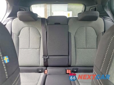 Zdjęcie 10 z 13 samochodu: 2025 VOLVO XC40 CORE VIN:YV4L12UJ9S2515754 - miniatura