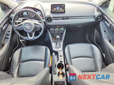 Zdjęcie 8 z 13 samochodu: 2019 TOYOTA YARIS XLE VIN:3MYDLBYV4KY506011 - miniatura