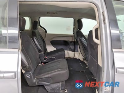 Zdjęcie 11 z 13 samochodu: 2021 CHRYSLER VOYAGER LX VIN:2C4RC1CGXMR580298 - miniatura