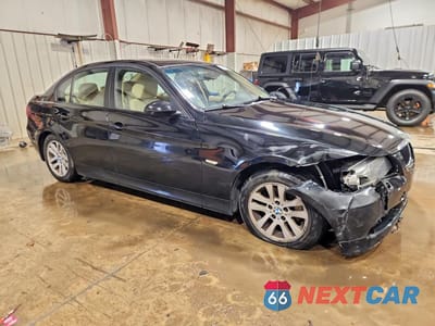 Czwarte zdjęcie samochodu z boku: 2007 BMW 328 XI SULEV VIN:WBAVC73507KP33786 - miniatura