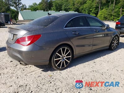 Trzecie zdjęcie samochodu z tyłu: 2015 MERCEDES-BENZ CLA 250 VIN:WDDSJ4EB9FN273544 - miniatura