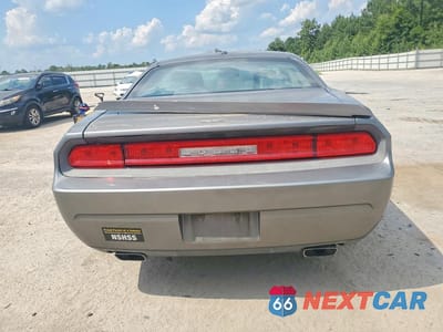 Zdjęcie 6 z 12 samochodu: 2012 DODGE CHALLENGER SXT VIN:2C3CDYAG2CH121225 - miniatura