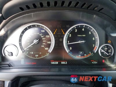 Zdjęcie 9 z 13 samochodu: 2016 BMW X5 XDRIVE50I VIN:5UXKR6C59G0J80810 - miniatura