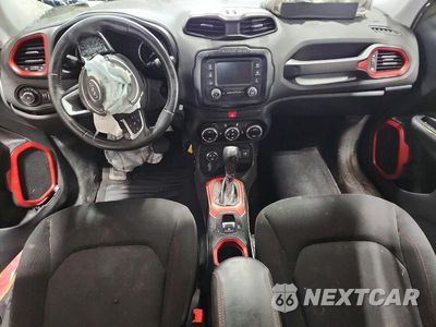 Zdjęcie 8 z 12 samochodu: 2015 JEEP RENEGADE TRAILHAWK VIN:ZACCJBCT3FPC18822 - miniatura