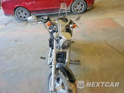 Piąte zdjęcie samochodu w środku: 2016 HARLEY-DAVIDSON XL1200 C VIN:1HD1CT313GC440254 - miniatura