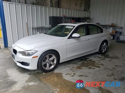 2014 BMW 328 XI WBA3B3C58EJ977353 - główne zdjęcie licytacji z USA - miniatura