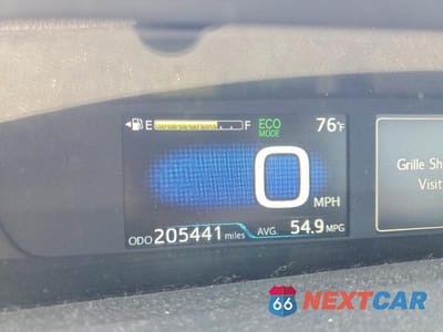 Zdjęcie 9 z 13 samochodu: 2019 TOYOTA PRIUS LE VIN:JTDKARFU6K3087408 - miniatura
