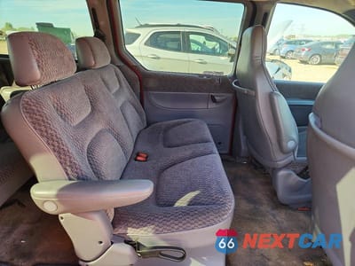 Zdjęcie 11 z 13 samochodu: 1998 DODGE GRAND CARAVAN SE VIN:1B4GP44G8WB568497 - miniatura