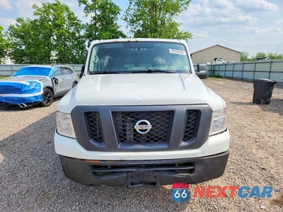 Piąte zdjęcie samochodu w środku: 2016 NISSAN NV 2500 HD SV VIN:1N6BF0KY8GN806804 - miniatura