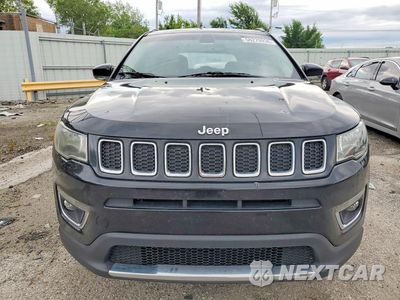 Piąte zdjęcie samochodu w środku: 2019 JEEP COMPASS LIMITED VIN:3C4NJDCB1KT673229 - miniatura