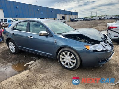 Czwarte zdjęcie samochodu z boku: 2012 LINCOLN MKZ VIN:3LNHL2GC3CR803133 - miniatura