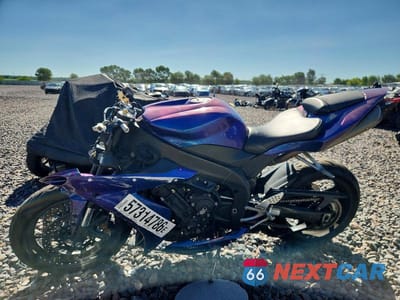 Trzecie zdjęcie samochodu z tyłu: 2005 YAMAHA YZFR1 VIN:JYARN13E05A011261 - miniatura