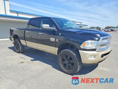 Czwarte zdjęcie samochodu z boku: 2013 RAM 2500 LONGHORN VIN:3C6UR5GL4DG585680 - miniatura