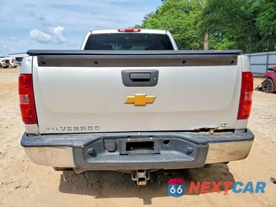 Zdjęcie 6 z 12 samochodu: 2013 CHEVROLET SILVERADO K1500 LT VIN:1GCRKSE72DZ107233 - miniatura