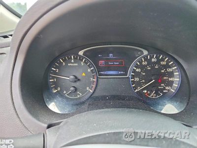 Zdjęcie 9 z 12 samochodu: 2017 NISSAN ALTIMA 2.5 SR VIN:1N4AL3AP3HC255170 - miniatura
