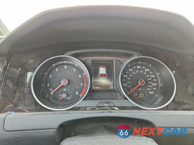 Zdjęcie 9 z 13 samochodu: 2018 VOLKSWAGEN GTI S VIN:3VW447AU2JM275848 - miniatura