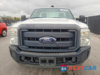 Piąte zdjęcie samochodu w środku: 2013 FORD F250 SUPER DUTY VIN:1FTBF2A62DEA64782 - miniatura