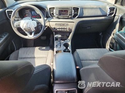 Zdjęcie 8 z 12 samochodu: 2017 KIA SPORTAGE LX VIN:KNDPMCACXH7080214 - miniatura