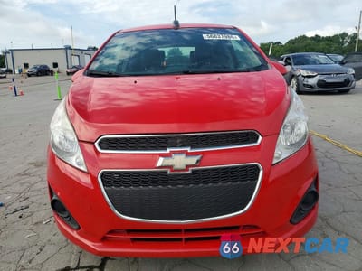 Piąte zdjęcie samochodu w środku: 2015 CHEVROLET SPARK 1LT VIN:KL8CD6S9XFC751557 - miniatura