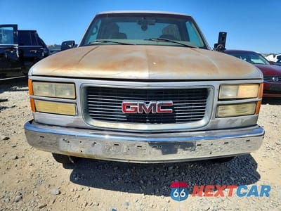 Piąte zdjęcie samochodu w środku: 2000 GMC SIERRA C2500 VIN:1GTGC24J7YR155320 - miniatura