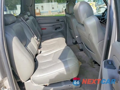 Zdjęcie 11 z 13 samochodu: 2006 CHEVROLET SUBURBAN C1500 VIN:3GNEC16Z06G113662 - miniatura