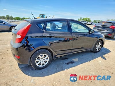 Trzecie zdjęcie samochodu z tyłu: 2014 HYUNDAI ACCENT GS VIN:KMHCT5AE7EU164899 - miniatura