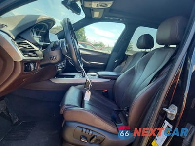 Zdjęcie 7 z 13 samochodu: 2016 BMW X5 XDR40E VIN:5UXKT0C5XG0S77254 - miniatura