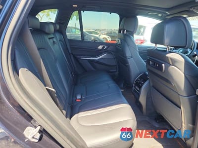 Zdjęcie 11 z 14 samochodu: 2021 BMW X5 XDRIVE45E VIN:5UXTA6C01M9D84012 - miniatura