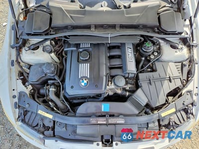 Zdjęcie 11 z 12 samochodu: 2008 BMW 328 I SULEV VIN:WBAWR33548P151223 - miniatura