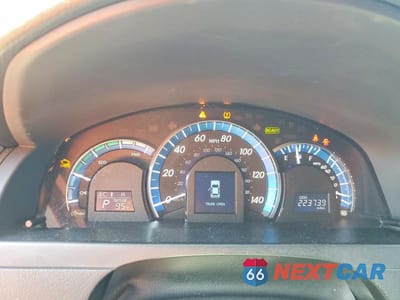 Zdjęcie 9 z 12 samochodu: 2013 TOYOTA CAMRY HYBRID XLE VIN:4T1BD1FK9DU090996 - miniatura