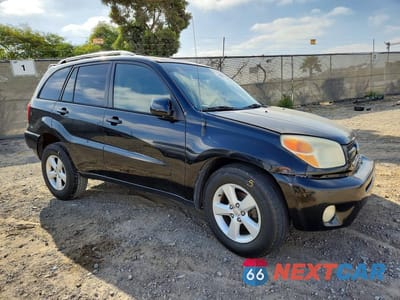 Czwarte zdjęcie samochodu z boku: 2005 TOYOTA RAV4 BASE VIN:JTEGD20V050064861 - miniatura