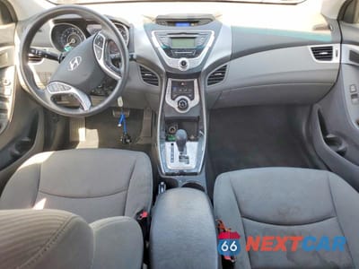 Zdjęcie 8 z 12 samochodu: 2012 HYUNDAI ELANTRA GLS VIN:KMHDH4AE2CU341274 - miniatura