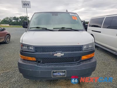 Piąte zdjęcie samochodu w środku: 2021 CHEVROLET EXPRESS G2500 VIN:1GCWGAFP3M1228090 - miniatura